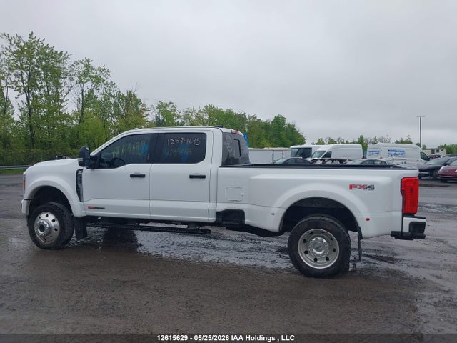 1FT8W4DMXREF85126 Ford F-450 Xlt