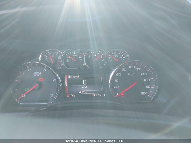 1GT12ZE81FF112619 GMC Sierra 2500hd Slt