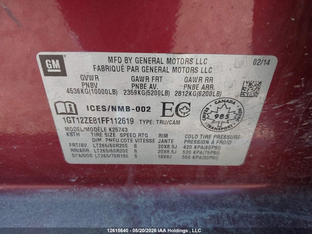 1GT12ZE81FF112619 GMC Sierra 2500hd Slt