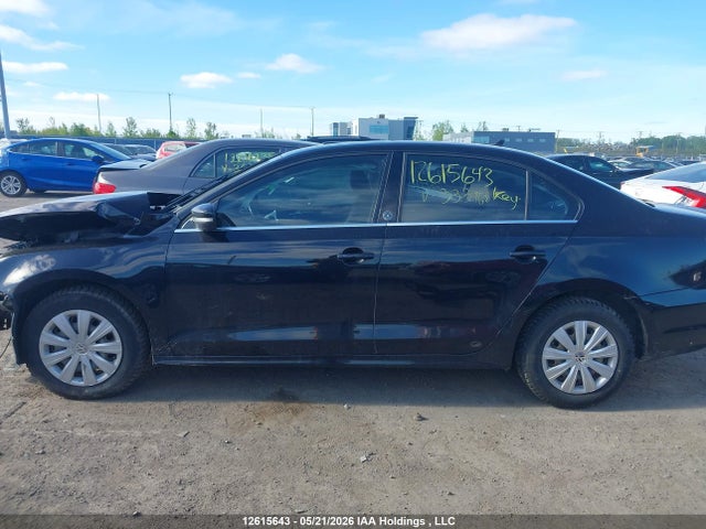 12615643 :رقم المزاد ، 3VWB67AJ5HM333968 vin ، 2017 Volkswagen Jetta Wolfsburg Edition مزاد بيع