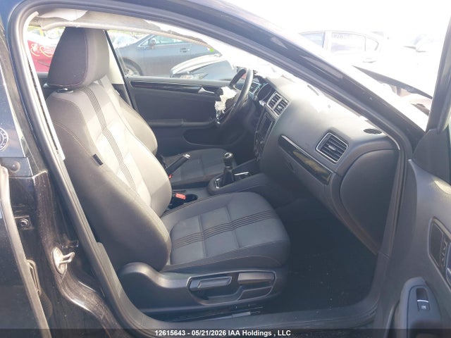 12615643 :رقم المزاد ، 3VWB67AJ5HM333968 vin ، 2017 Volkswagen Jetta Wolfsburg Edition مزاد بيع