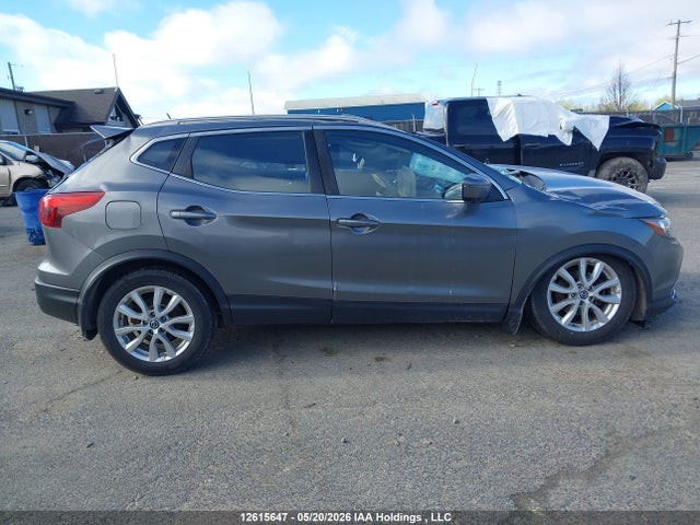 JN1BJ1CR6JW263648 Nissan Rogue Sport S/sv/sl