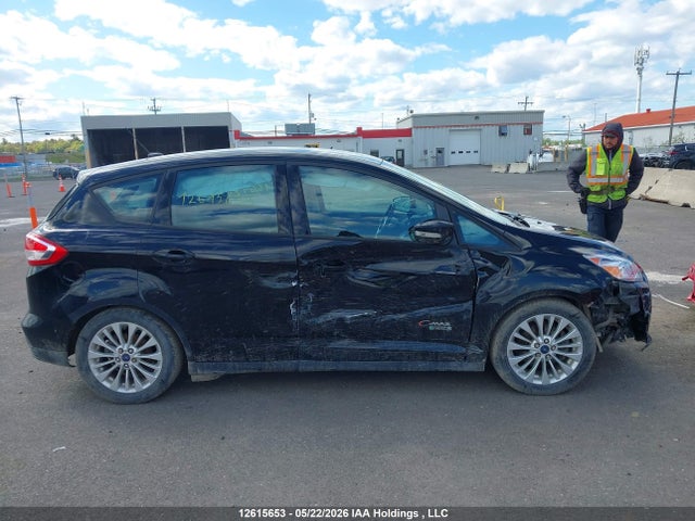Продаж на аукціоні авто 2017 Ford C-max Se, vin: 1FADP5EU4HL111818, номер лоту: 12615653