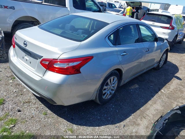 1N4AL3AP8HN343345 Nissan Altima