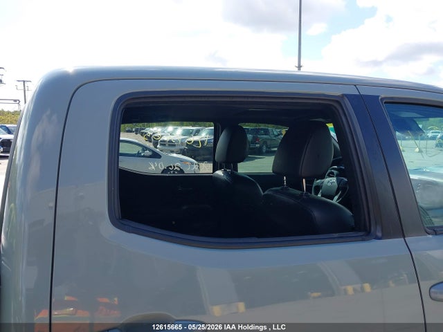 2021 Toyota Tacoma Double Cab/sr/sr5/trd Sport/trd Off Road/trd Pro მანქანა იყიდება აუქციონზე, vin: 5TFCZ5AN3MX267849, აუქციონის ნომერი: 12615665