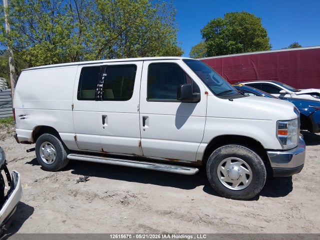 Ford E-250 Commercial 2014 1FTNE2EW1EDA44251 Image 13