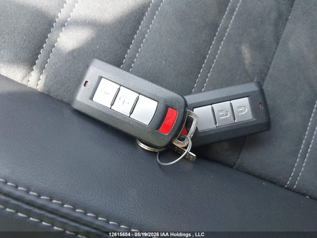 2020 Mitsubishi Outlander Es/ex/ex-l მანქანა იყიდება აუქციონზე, vin: JA4AZ2A31LZ614077, აუქციონის ნომერი: 12615684