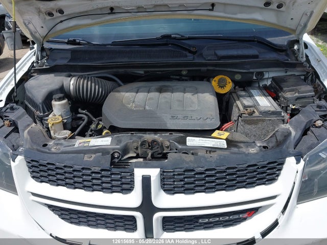 2C4RDGEGXJR242974 Dodge Grand Caravan Gt
