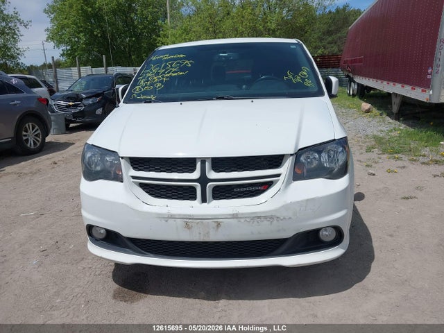 2C4RDGEGXJR242974 Dodge Grand Caravan Gt