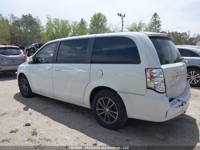 2C4RDGEGXJR242974 Dodge Grand Caravan Gt
