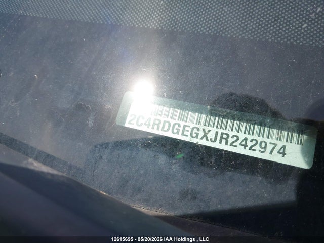 2C4RDGEGXJR242974 Dodge Grand Caravan Gt