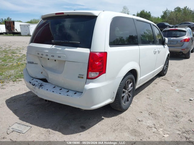 2C4RDGEGXJR242974 Dodge Grand Caravan Gt