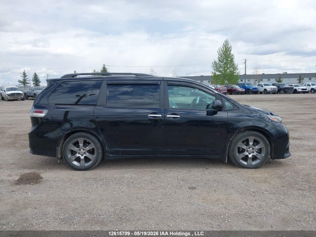 12615709 :رقم المزاد ، 5TDXK3DC7FS556777 vin ، 2015 Toyota Sienna Sport مزاد بيع