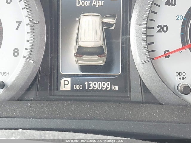 12615709 :رقم المزاد ، 5TDXK3DC7FS556777 vin ، 2015 Toyota Sienna Sport مزاد بيع