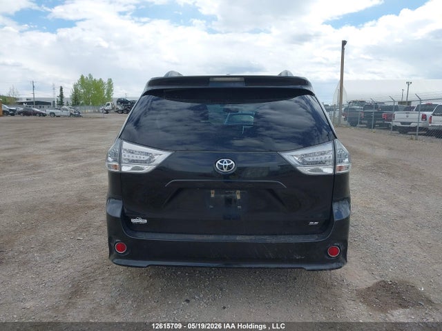 12615709 :رقم المزاد ، 5TDXK3DC7FS556777 vin ، 2015 Toyota Sienna Sport مزاد بيع