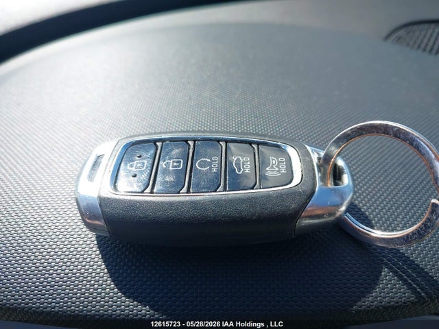 Auction sale of the 2023 Hyundai Elantra Limited, vin: KMHLN4AJ6PU092503, lot number: 12615723