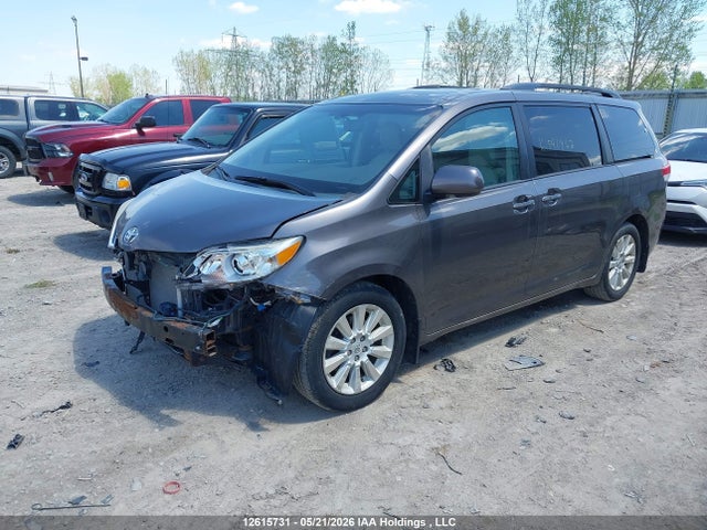 Aukcja sprzedaży 2012 Toyota Sienna, vin: 5TDDK3DC2CS044536, numer aukcji: 12615731
