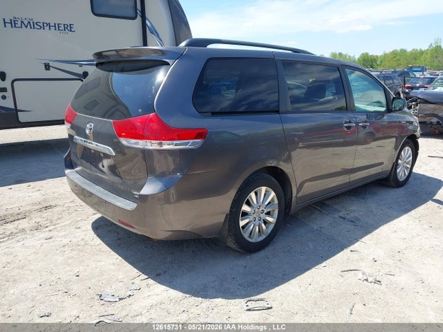Aukcja sprzedaży 2012 Toyota Sienna, vin: 5TDDK3DC2CS044536, numer aukcji: 12615731