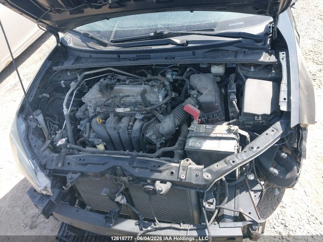 2T1BURHE3KC161999 Toyota Corolla