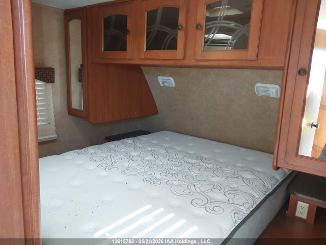 Продаж на аукціоні авто 2012 Heartland Trailer, vin: 5SFNB3427CE236713, номер лоту: 12615783