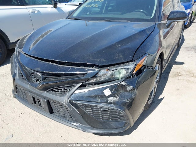 12615789 :رقم المزاد ، 4T1S11BK7PU101836 vin ، 2023 Toyota Camry Se مزاد بيع