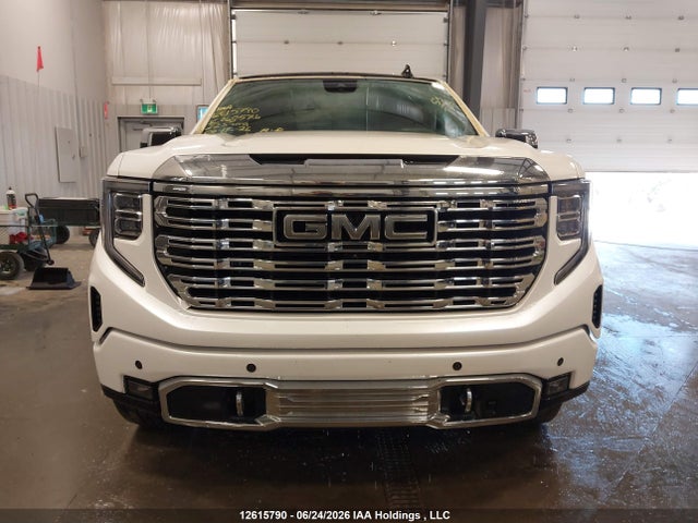 2022 Gmc Sierra 1500 Denali მანქანა იყიდება აუქციონზე, vin: 3GTUUGED8NG668576, აუქციონის ნომერი: 12615790