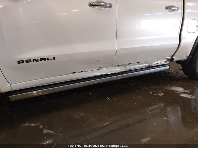 2022 Gmc Sierra 1500 Denali მანქანა იყიდება აუქციონზე, vin: 3GTUUGED8NG668576, აუქციონის ნომერი: 12615790