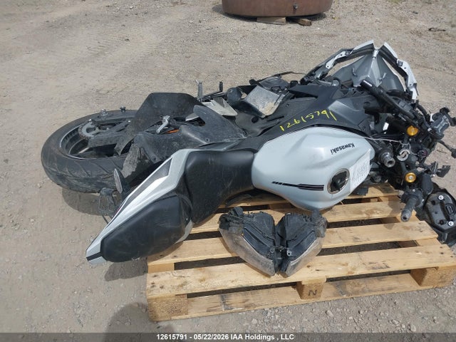 2025 Kawasaki Zx400 S მანქანა იყიდება აუქციონზე, vin: ML5ZXCS15SDA38486, აუქციონის ნომერი: 12615791
