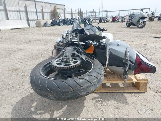 2025 Kawasaki Zx400 S მანქანა იყიდება აუქციონზე, vin: ML5ZXCS15SDA38486, აუქციონის ნომერი: 12615791