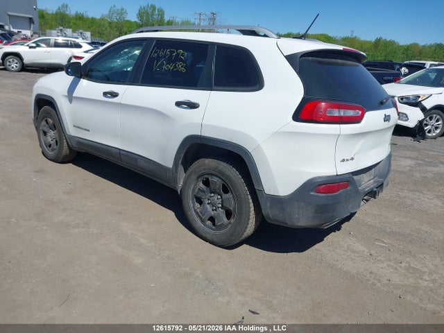 1C4PJMAS4FW704386 Jeep Cherokee