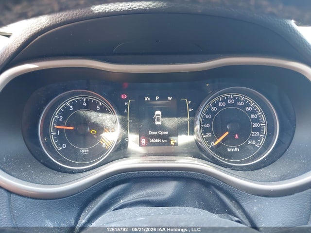 1C4PJMAS4FW704386 Jeep Cherokee