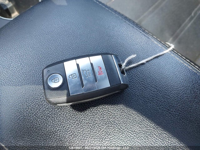 Продажа на аукционе авто 2016 Kia Sorento Sx/sx Limited, vin: 5XYPKDA19GG053145, номер лота: 12615801