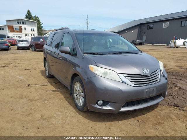 Aukcja sprzedaży 2011 Toyota Sienna Xle 7 Passenger, vin: 5TDYK3DC6BS055703, numer aukcji: 12615811