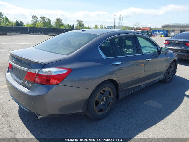 1HGCR3F98EA800123 Honda Accord Touring V6