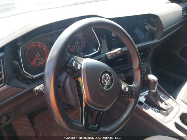 2019 Volkswagen Jetta 1.4 Tsi Highline მანქანა იყიდება აუქციონზე, vin: 3VWE57BUXKM196543, აუქციონის ნომერი: 12615817