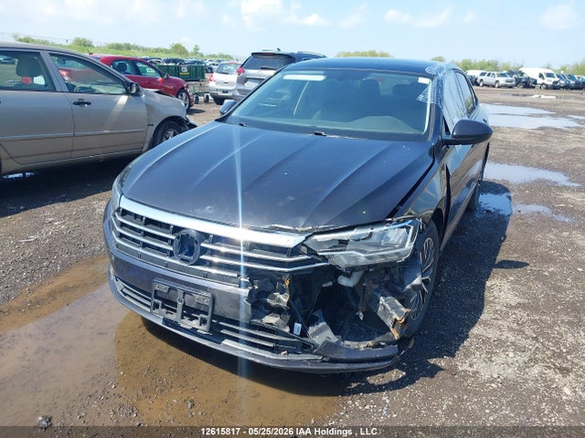 2019 Volkswagen Jetta 1.4 Tsi Highline მანქანა იყიდება აუქციონზე, vin: 3VWE57BUXKM196543, აუქციონის ნომერი: 12615817