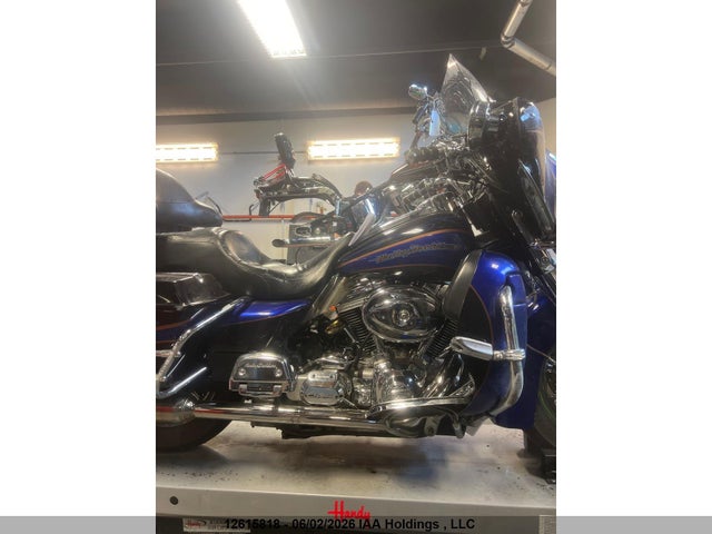 2004 Harley-davidson Flhtcse მანქანა იყიდება აუქციონზე, vin: 1HD1PJE114Y951644, აუქციონის ნომერი: 12615818