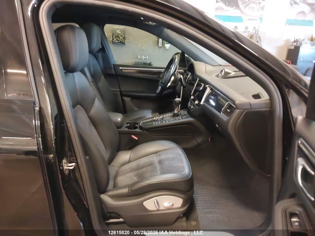 Продажа на аукционе авто 2018 Porsche Macan S, vin: WP1AB2A55JLB36353, номер лота: 12615820