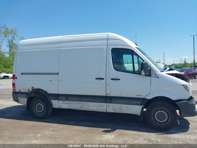2014 Mercedes-benz Sprinter 2500 მანქანა იყიდება აუქციონზე, vin: WD3BE7CC4E5850792, აუქციონის ნომერი: 12615847