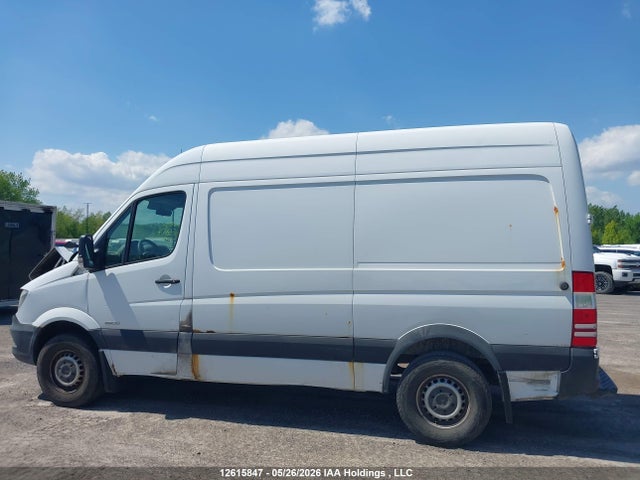 2014 Mercedes-benz Sprinter 2500 მანქანა იყიდება აუქციონზე, vin: WD3BE7CC4E5850792, აუქციონის ნომერი: 12615847