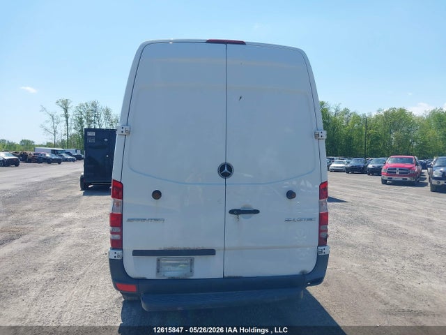2014 Mercedes-benz Sprinter 2500 მანქანა იყიდება აუქციონზე, vin: WD3BE7CC4E5850792, აუქციონის ნომერი: 12615847