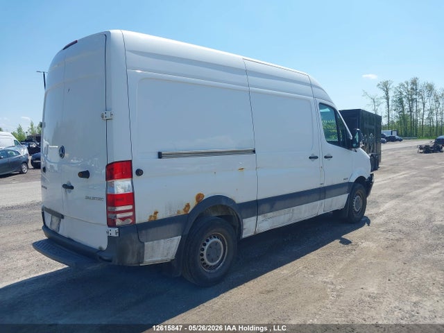 2014 Mercedes-benz Sprinter 2500 მანქანა იყიდება აუქციონზე, vin: WD3BE7CC4E5850792, აუქციონის ნომერი: 12615847