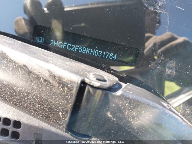Honda Civic 2019 2HGFC2F59KH031764 Image 19