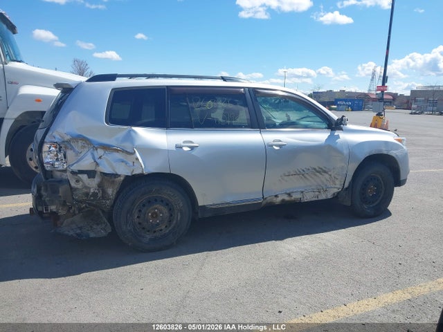 12603826 :رقم المزاد ، 5TDBK3EH0CS110194 vin ، 2012 Toyota Highlander V6 مزاد بيع
