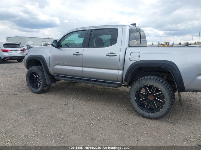 3TYCZ5ANXNT058071 Toyota Tacoma Double Cab/sr/sr5/trd Sport/trd Off Road/trd Pro