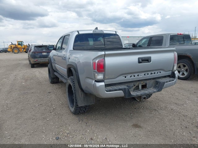 3TYCZ5ANXNT058071 Toyota Tacoma Double Cab/sr/sr5/trd Sport/trd Off Road/trd Pro
