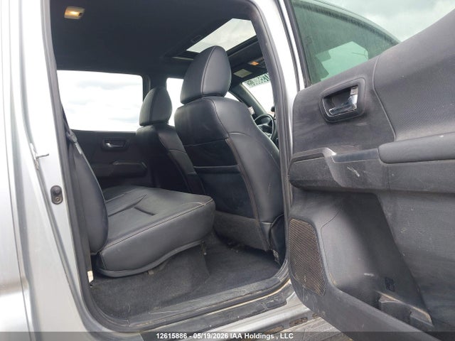 3TYCZ5ANXNT058071 Toyota Tacoma Double Cab/sr/sr5/trd Sport/trd Off Road/trd Pro