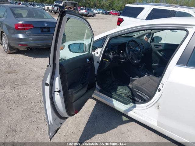 KIA Forte 2.0l Ex 2015 KNAFX4A88F5434516 Image 17