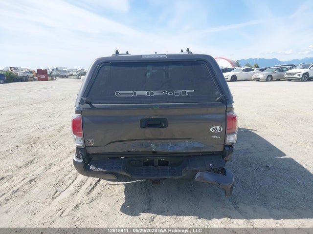 2020 Toyota Tacoma Double Cab/sr/sr5/trd Sport/trd Off Road/trd Pro მანქანა იყიდება აუქციონზე, vin: 5TFCZ5AN3LX231755, აუქციონის ნომერი: 12615911