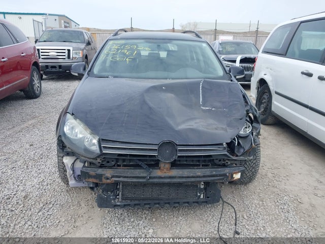 2011 Volkswagen Golf 2.5l Comfortline/2.5l Trendline მანქანა იყიდება აუქციონზე, vin: 3VWKX7AJ1BM621961, აუქციონის ნომერი: 12615920